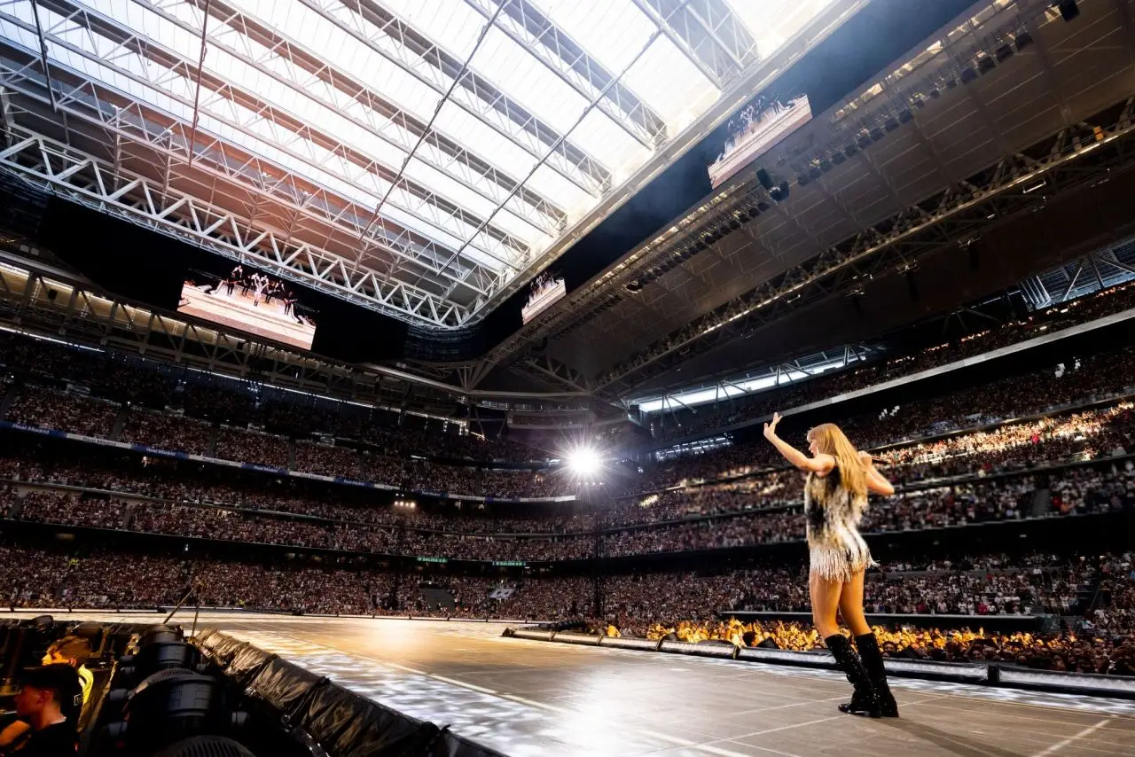 Taylor Swift Performing at The Eras Tour in Madrid07